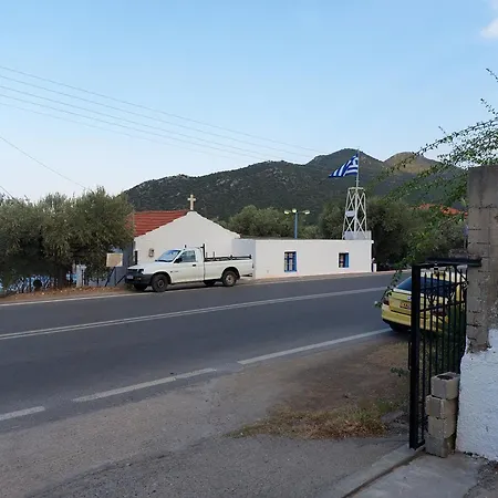 Apartmán Zaritsi Tirós